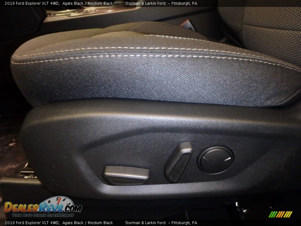 2019 Ford Explorer XLT 4WD Agate Black / Medium Black Photo #11