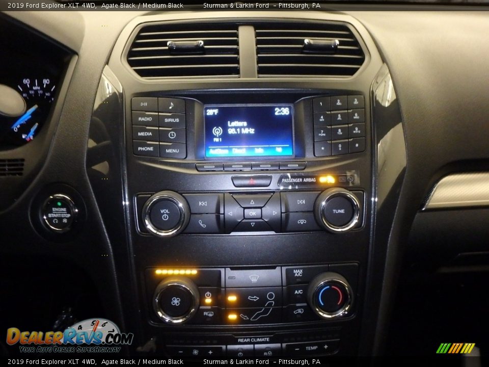 2019 Ford Explorer XLT 4WD Agate Black / Medium Black Photo #12
