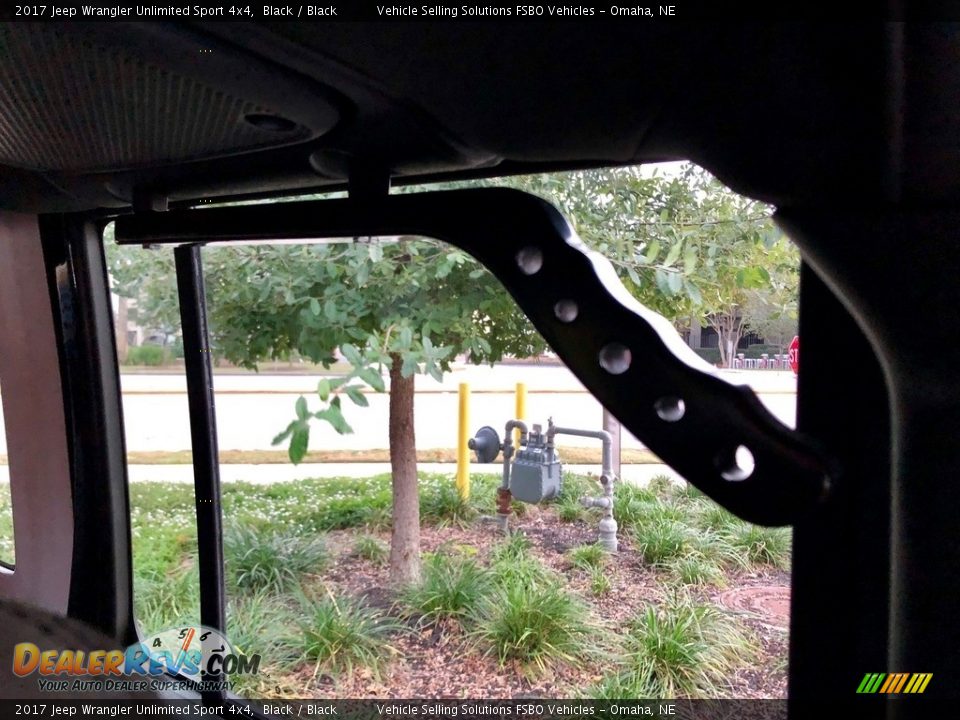 2017 Jeep Wrangler Unlimited Sport 4x4 Black / Black Photo #17