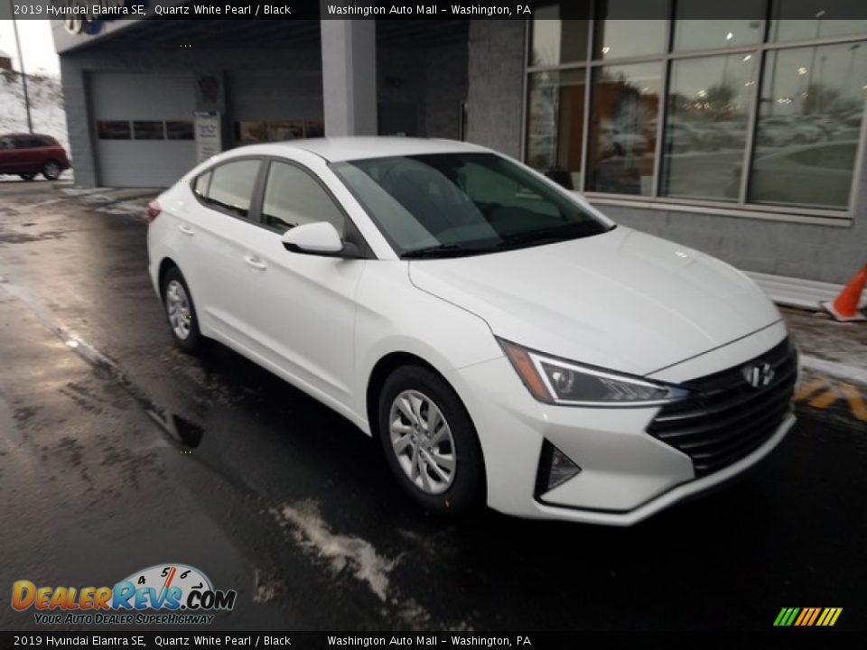 2019 Hyundai Elantra SE Quartz White Pearl / Black Photo #1