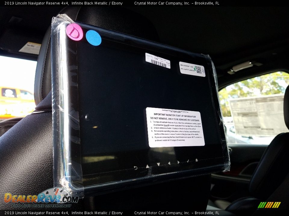 Entertainment System of 2019 Lincoln Navigator Reserve 4x4 Photo #11