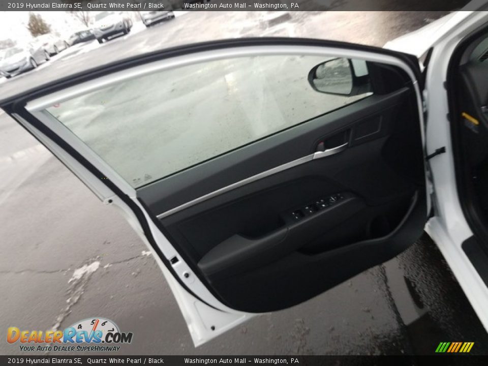 2019 Hyundai Elantra SE Quartz White Pearl / Black Photo #9