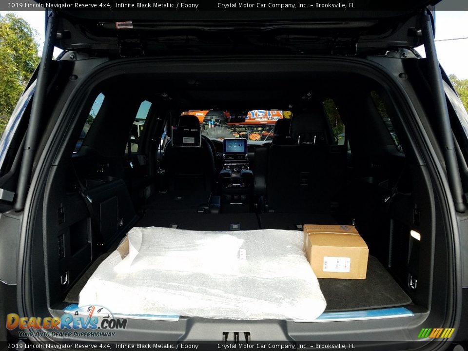 2019 Lincoln Navigator Reserve 4x4 Trunk Photo #19