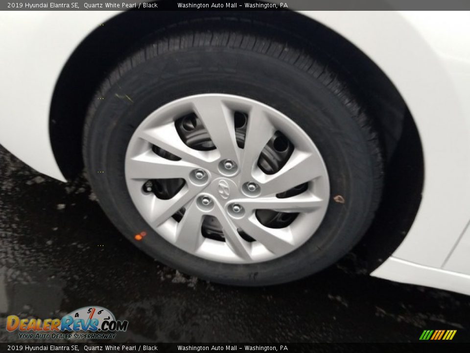 2019 Hyundai Elantra SE Quartz White Pearl / Black Photo #22