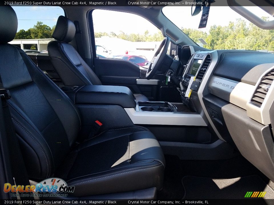 2019 Ford F250 Super Duty Lariat Crew Cab 4x4 Magnetic / Black Photo #12