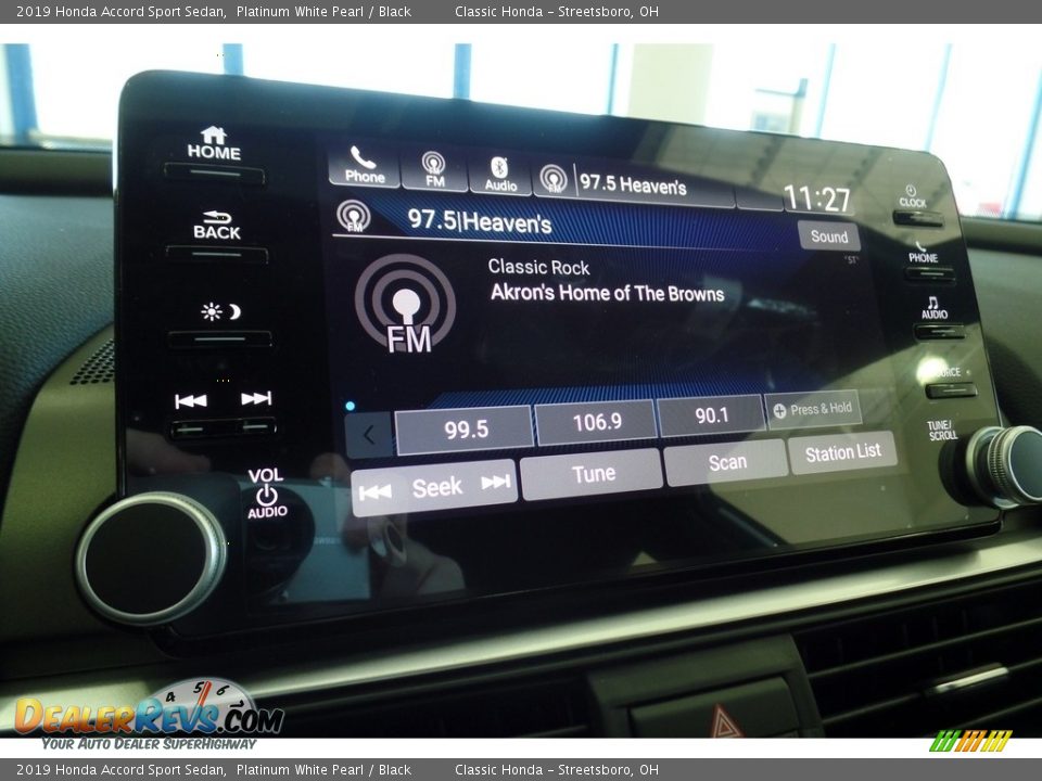 Controls of 2019 Honda Accord Sport Sedan Photo #15
