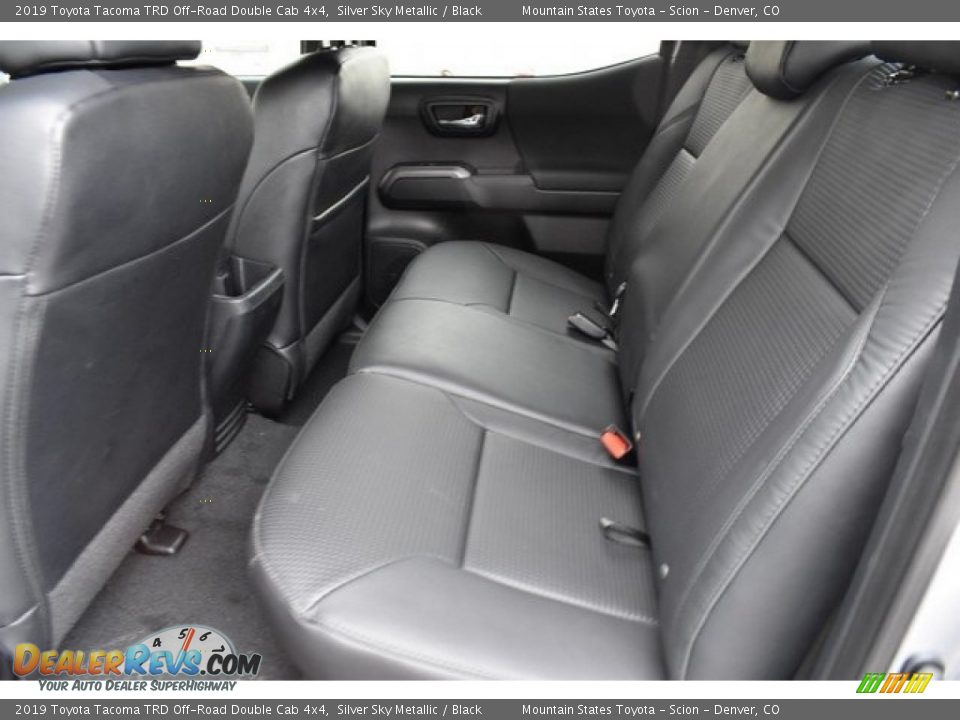 2019 Toyota Tacoma TRD Off-Road Double Cab 4x4 Silver Sky Metallic / Black Photo #15