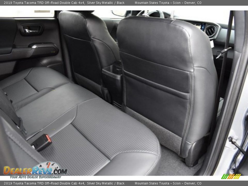 2019 Toyota Tacoma TRD Off-Road Double Cab 4x4 Silver Sky Metallic / Black Photo #17