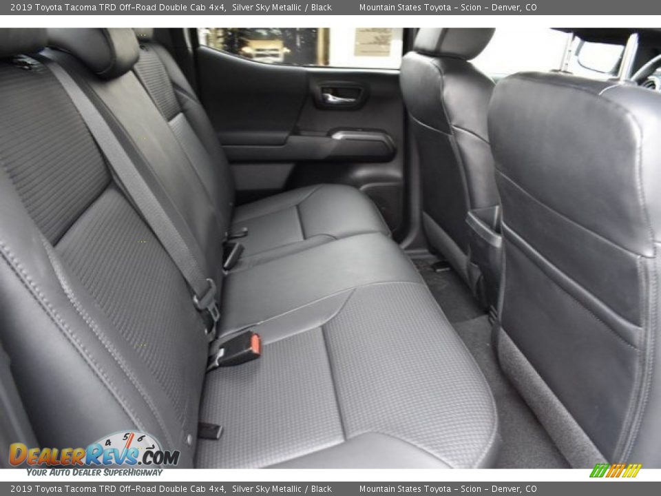2019 Toyota Tacoma TRD Off-Road Double Cab 4x4 Silver Sky Metallic / Black Photo #18