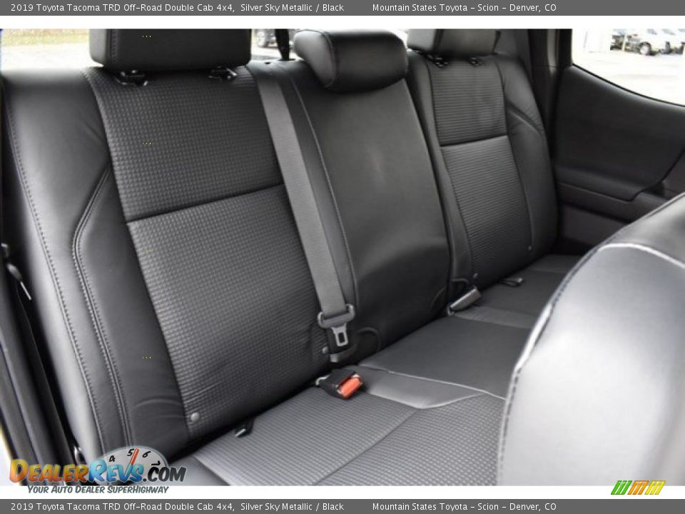 2019 Toyota Tacoma TRD Off-Road Double Cab 4x4 Silver Sky Metallic / Black Photo #19