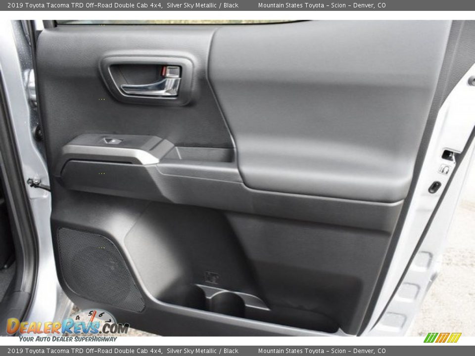 2019 Toyota Tacoma TRD Off-Road Double Cab 4x4 Silver Sky Metallic / Black Photo #23