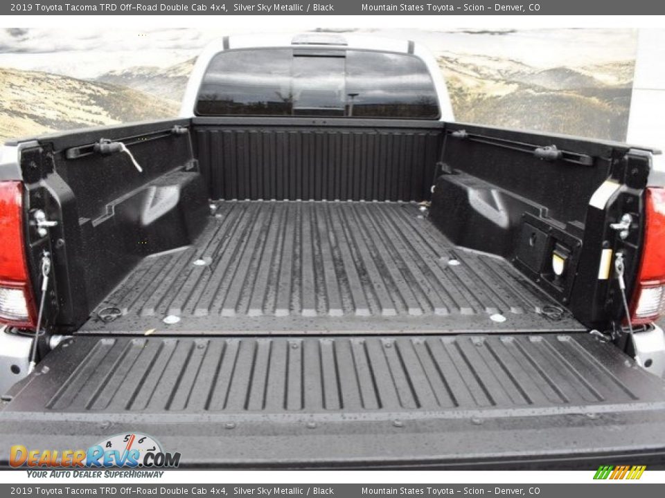 2019 Toyota Tacoma TRD Off-Road Double Cab 4x4 Silver Sky Metallic / Black Photo #30
