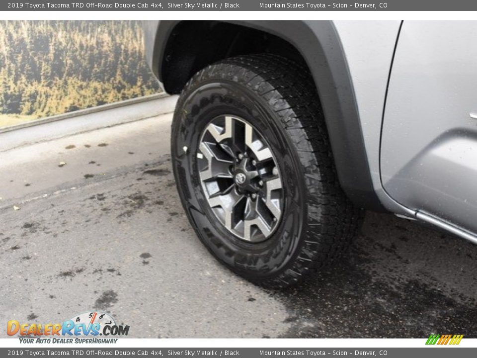 2019 Toyota Tacoma TRD Off-Road Double Cab 4x4 Silver Sky Metallic / Black Photo #32