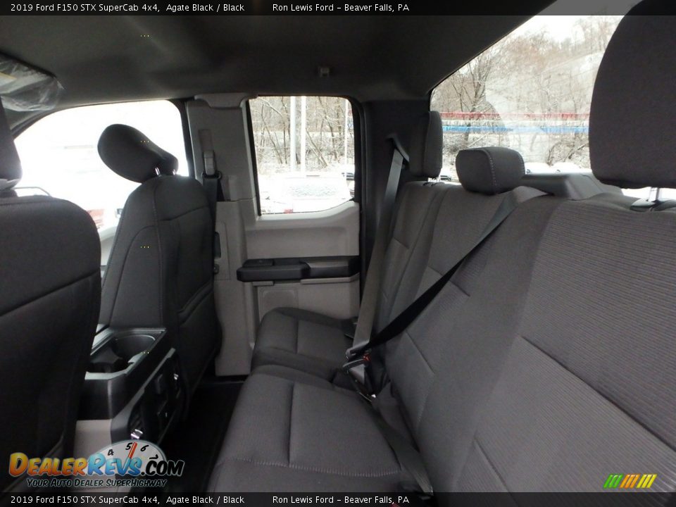Rear Seat of 2019 Ford F150 STX SuperCab 4x4 Photo #11