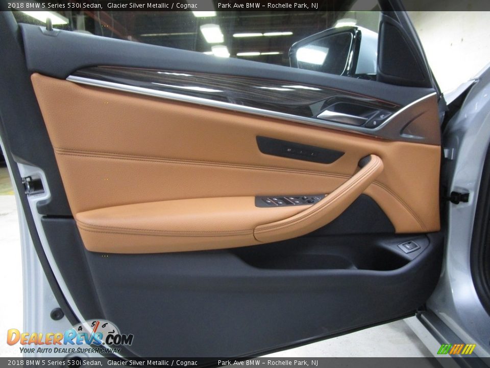 2018 BMW 5 Series 530i Sedan Glacier Silver Metallic / Cognac Photo #8