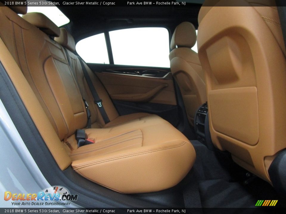 2018 BMW 5 Series 530i Sedan Glacier Silver Metallic / Cognac Photo #19