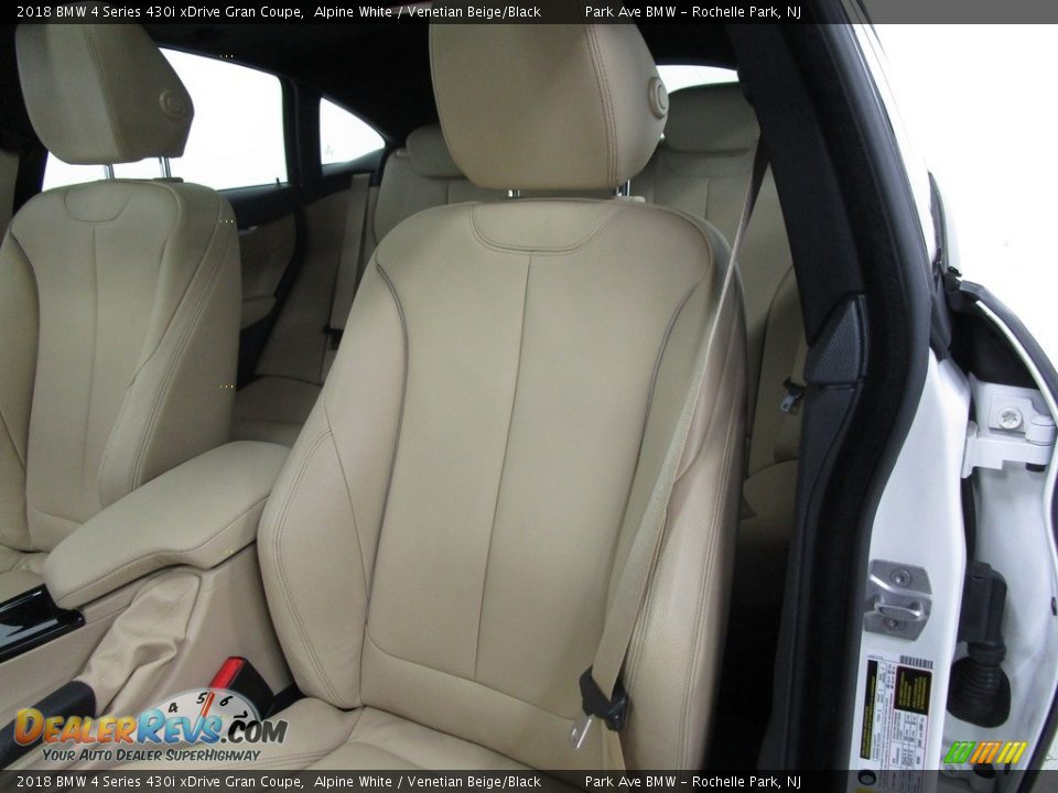2018 BMW 4 Series 430i xDrive Gran Coupe Alpine White / Venetian Beige/Black Photo #8