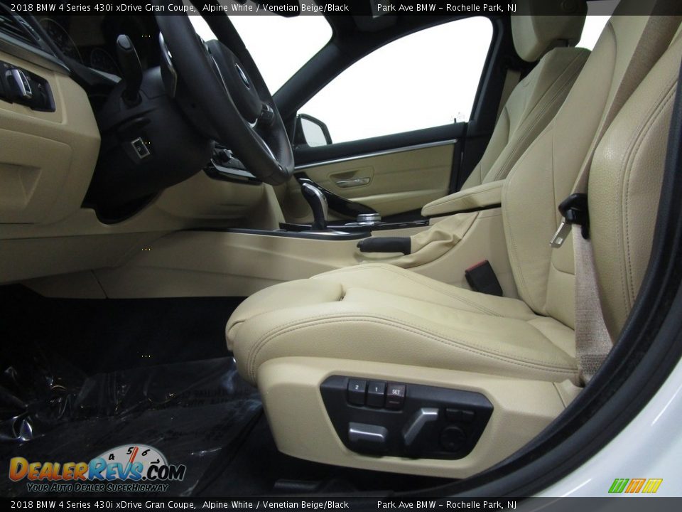 2018 BMW 4 Series 430i xDrive Gran Coupe Alpine White / Venetian Beige/Black Photo #9
