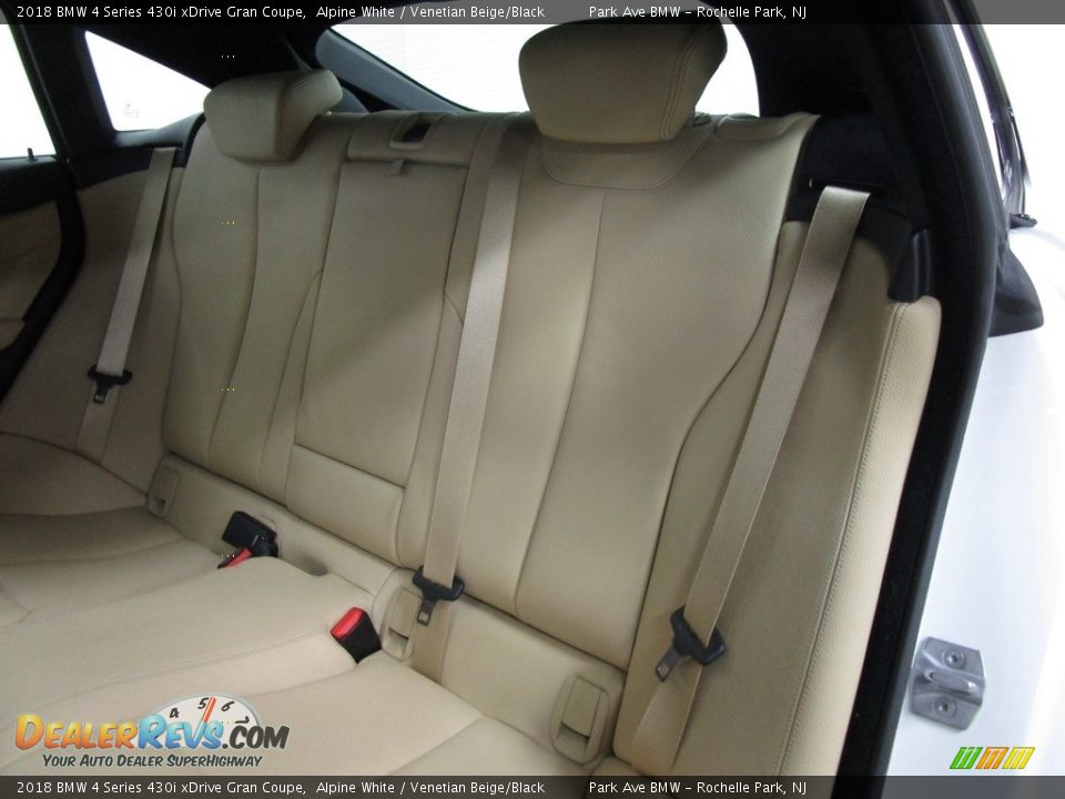 2018 BMW 4 Series 430i xDrive Gran Coupe Alpine White / Venetian Beige/Black Photo #11