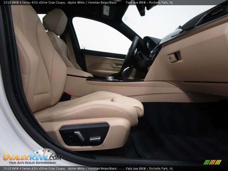 2018 BMW 4 Series 430i xDrive Gran Coupe Alpine White / Venetian Beige/Black Photo #15