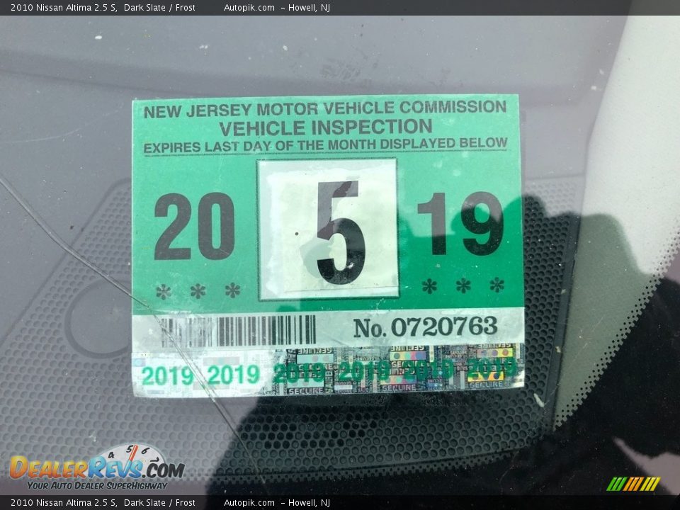 2010 Nissan Altima 2.5 S Dark Slate / Frost Photo #14