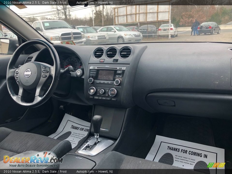 2010 Nissan Altima 2.5 S Dark Slate / Frost Photo #17