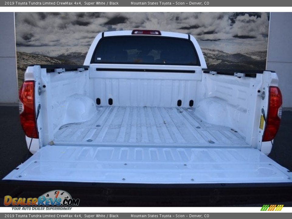 2019 Toyota Tundra Limited CrewMax 4x4 Super White / Black Photo #31