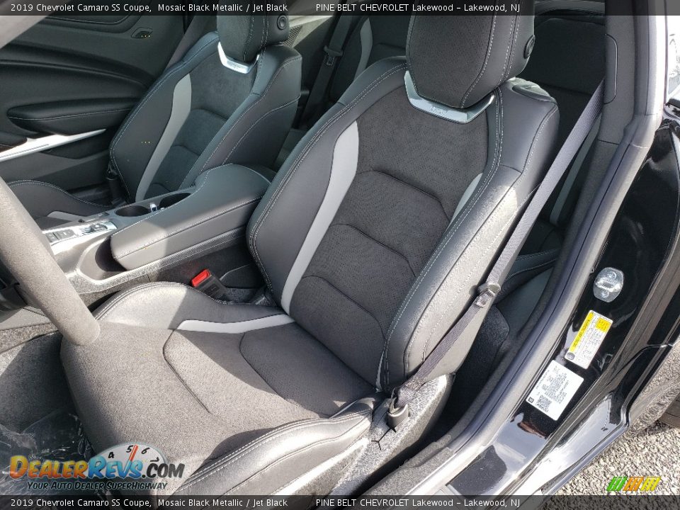 Front Seat of 2019 Chevrolet Camaro SS Coupe Photo #9