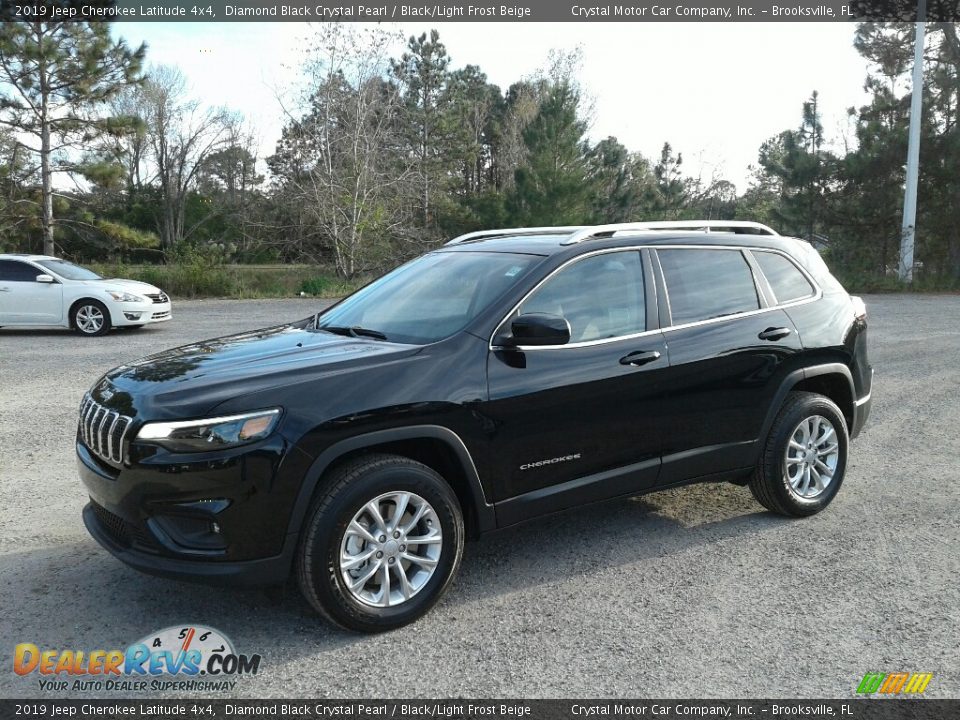 2019 Jeep Cherokee Latitude 4x4 Diamond Black Crystal Pearl / Black/Light Frost Beige Photo #1