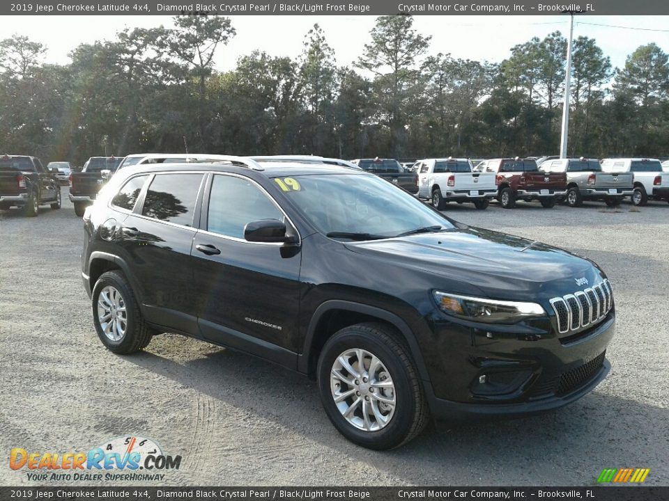 2019 Jeep Cherokee Latitude 4x4 Diamond Black Crystal Pearl / Black/Light Frost Beige Photo #7