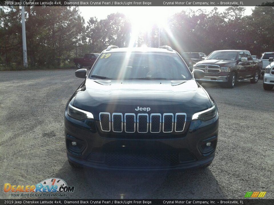 2019 Jeep Cherokee Latitude 4x4 Diamond Black Crystal Pearl / Black/Light Frost Beige Photo #8