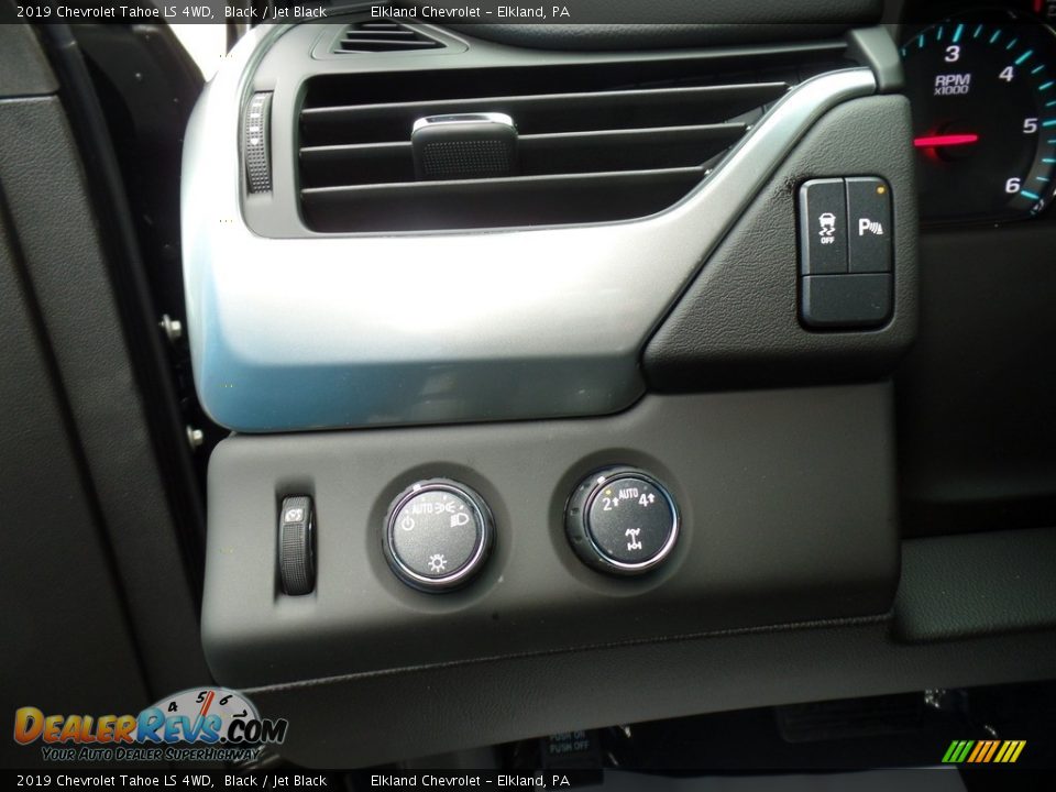2019 Chevrolet Tahoe LS 4WD Black / Jet Black Photo #23