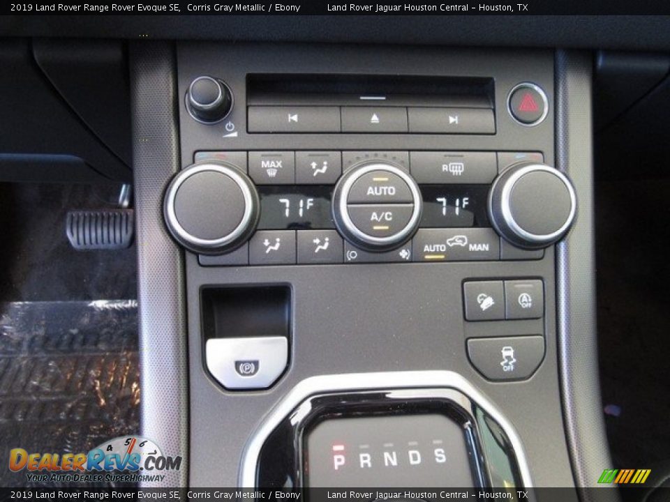 Controls of 2019 Land Rover Range Rover Evoque SE Photo #32