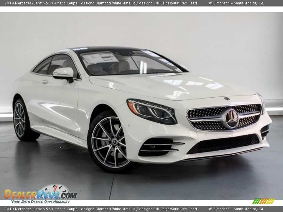 Front 3/4 View of 2019 Mercedes-Benz S 560 4Matic Coupe Photo #14