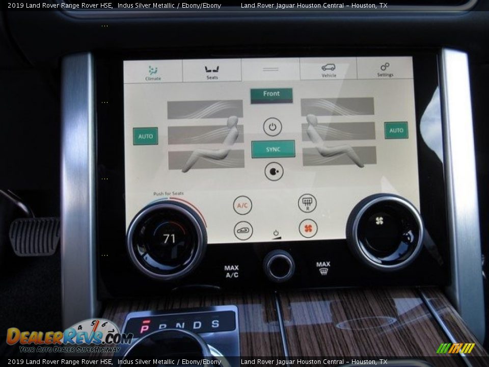 Controls of 2019 Land Rover Range Rover HSE Photo #36
