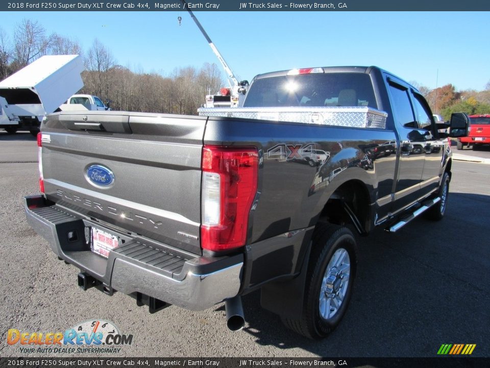 2018 Ford F250 Super Duty XLT Crew Cab 4x4 Magnetic / Earth Gray Photo #5