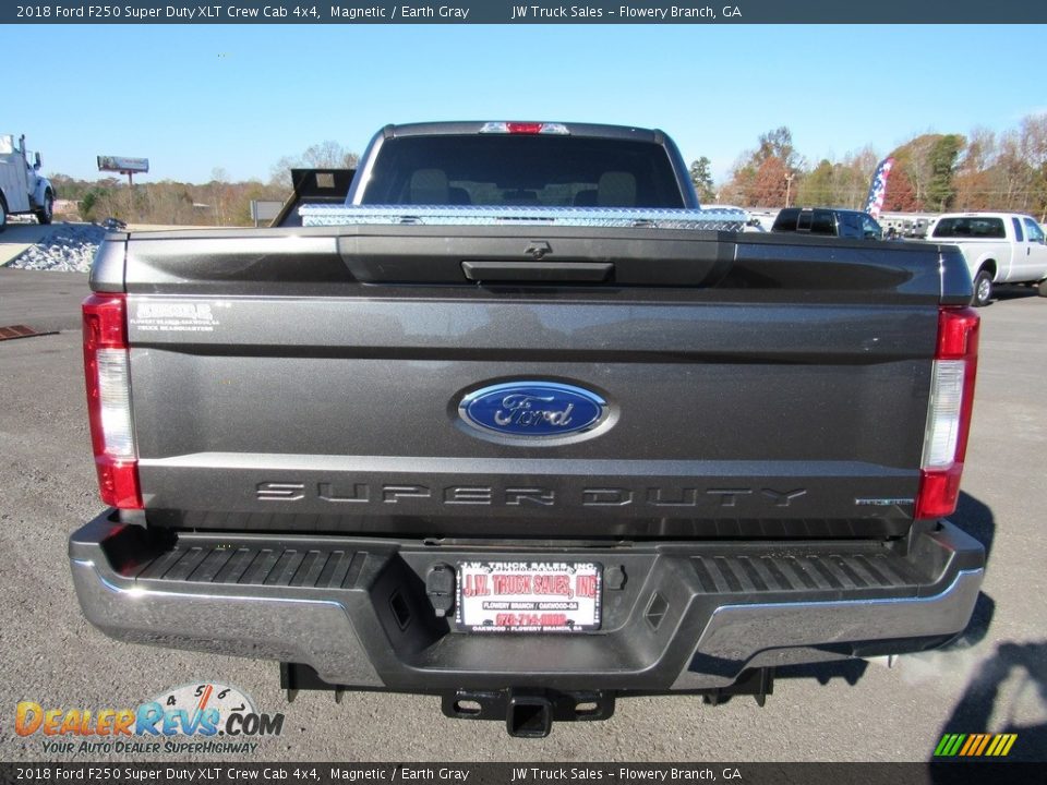 2018 Ford F250 Super Duty XLT Crew Cab 4x4 Magnetic / Earth Gray Photo #33