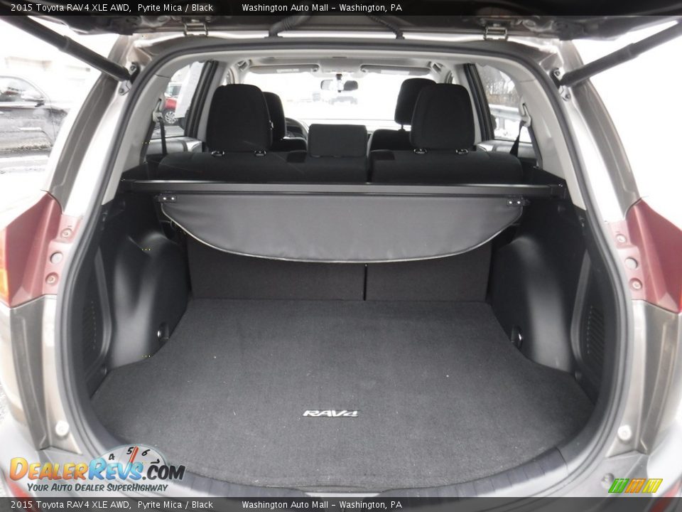 2015 Toyota RAV4 XLE AWD Pyrite Mica / Black Photo #24