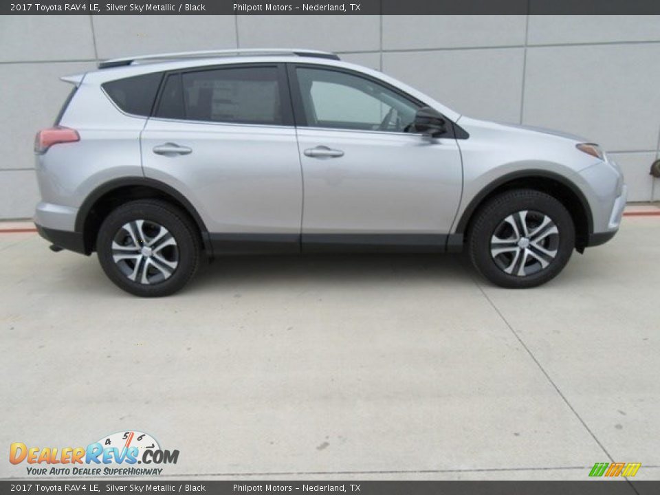 2017 Toyota RAV4 LE Silver Sky Metallic / Black Photo #3