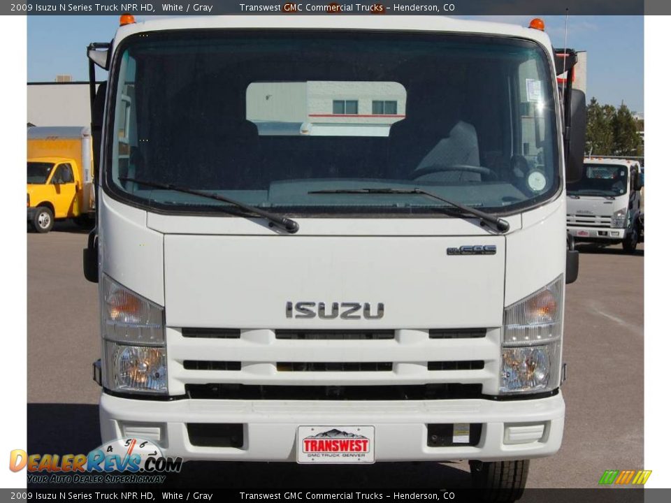 2009 Isuzu N Series Truck NPR HD White / Gray Photo #2
