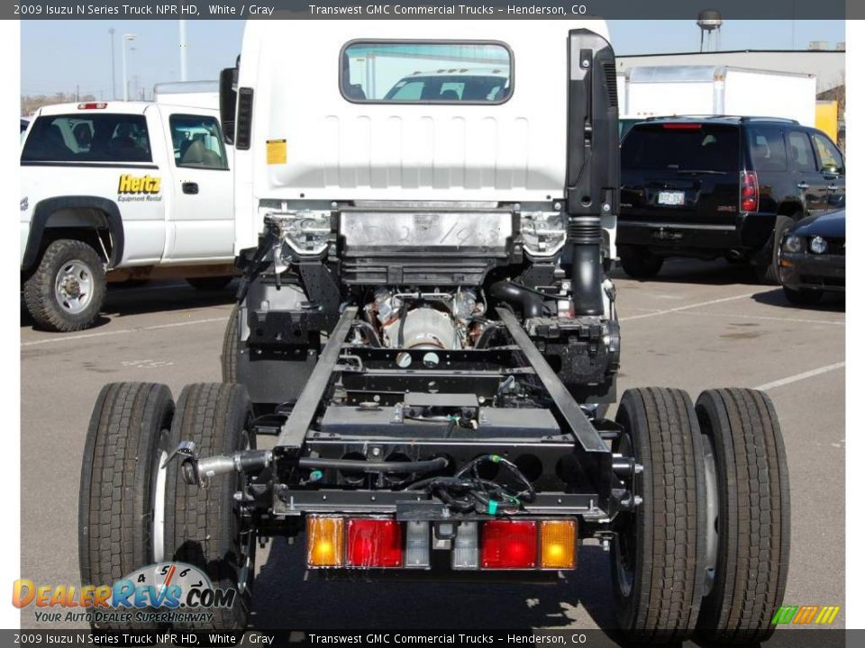 2009 Isuzu N Series Truck NPR HD White / Gray Photo #6