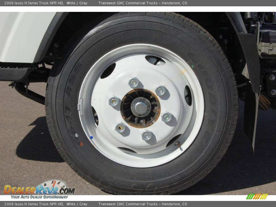 2009 Isuzu N Series Truck NPR HD White / Gray Photo #9