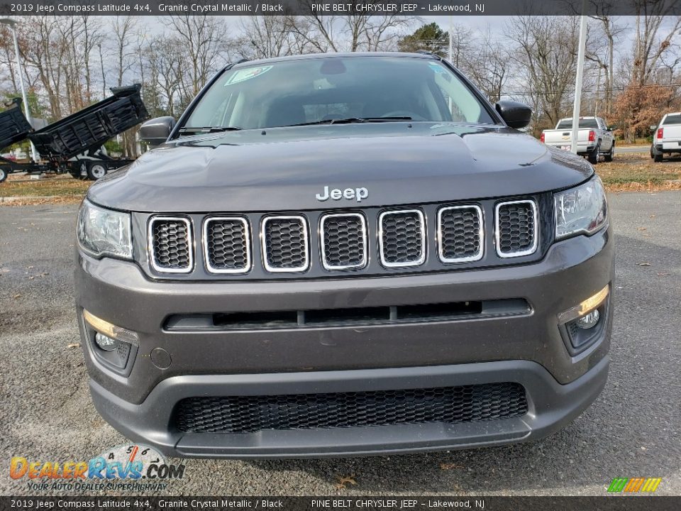 2019 Jeep Compass Latitude 4x4 Granite Crystal Metallic / Black Photo #2