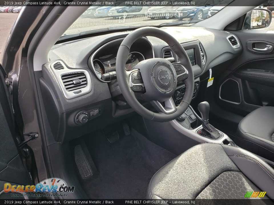 2019 Jeep Compass Latitude 4x4 Granite Crystal Metallic / Black Photo #7