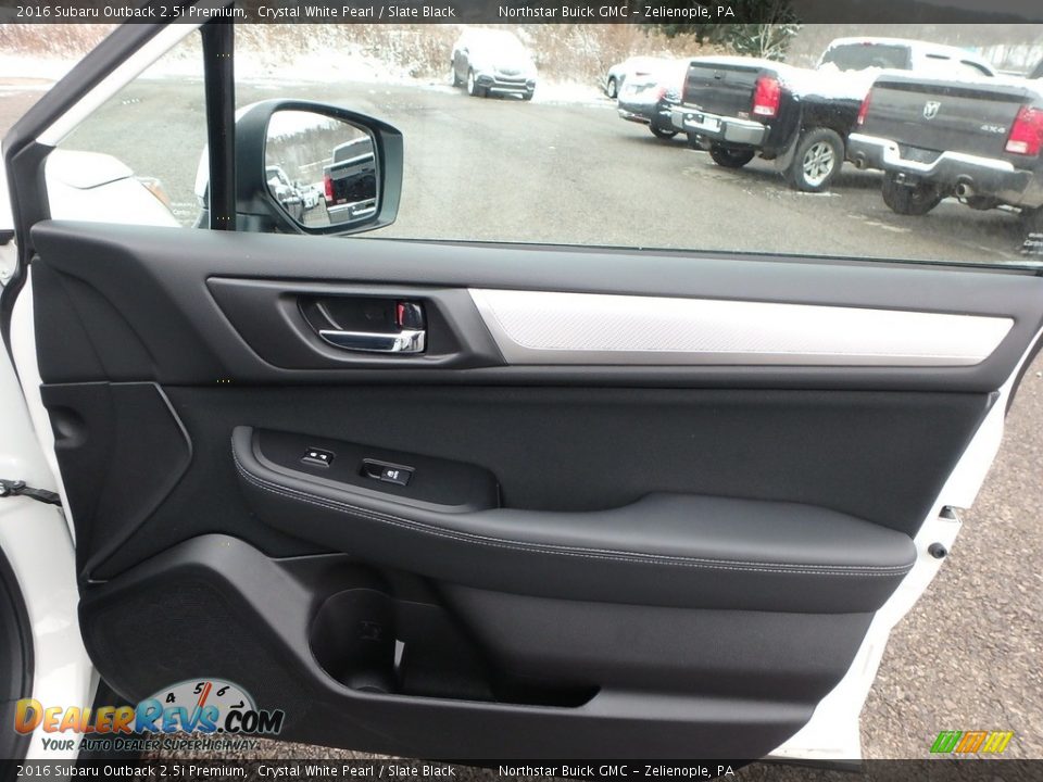 2016 Subaru Outback 2.5i Premium Crystal White Pearl / Slate Black Photo #7