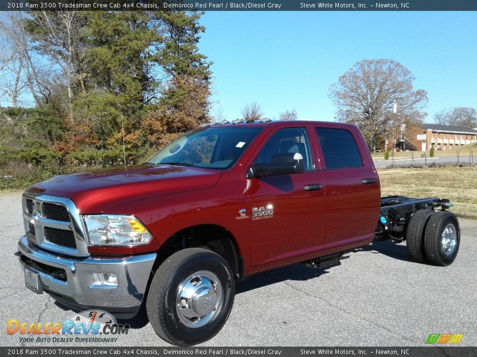 2018 Ram 3500 Tradesman Crew Cab 4x4 Chassis Delmonico Red Pearl / Black/Diesel Gray Photo #2