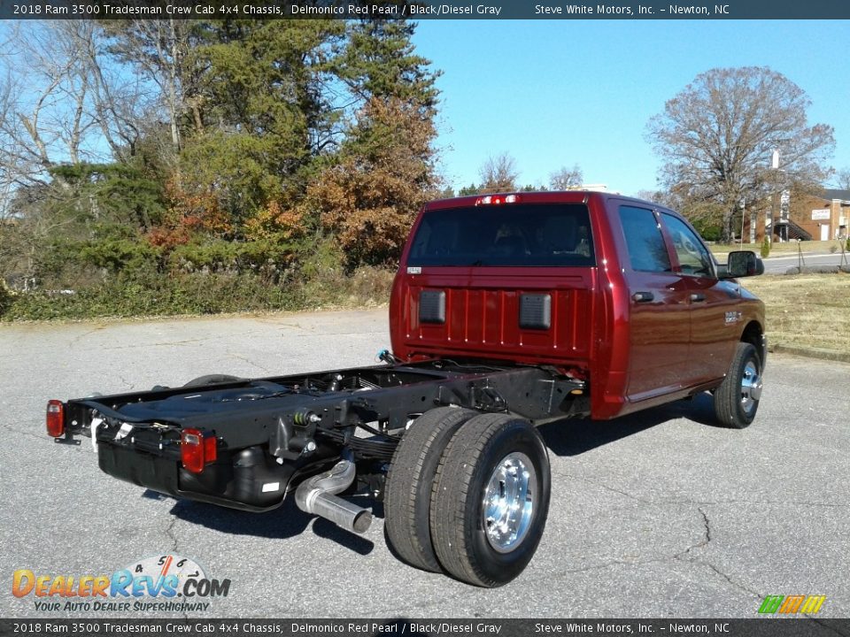 2018 Ram 3500 Tradesman Crew Cab 4x4 Chassis Delmonico Red Pearl / Black/Diesel Gray Photo #6