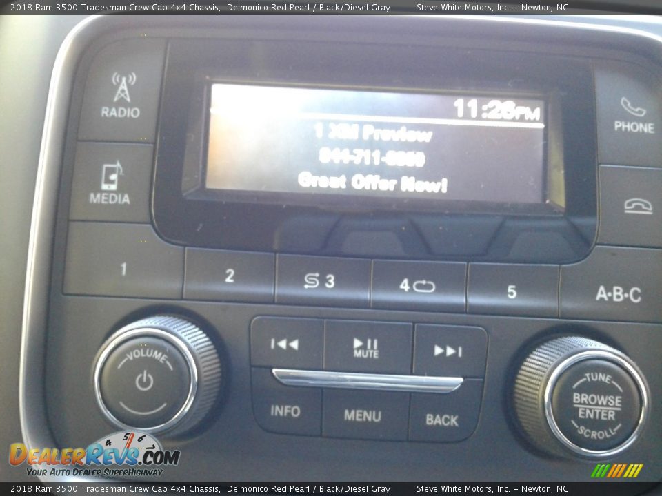 2018 Ram 3500 Tradesman Crew Cab 4x4 Chassis Delmonico Red Pearl / Black/Diesel Gray Photo #20
