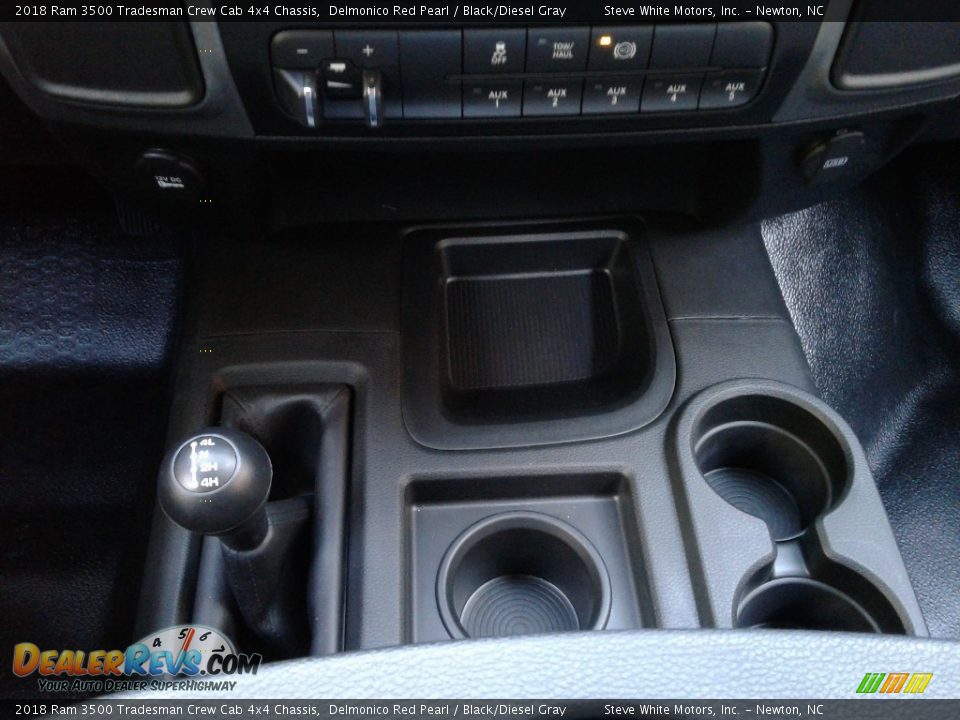 2018 Ram 3500 Tradesman Crew Cab 4x4 Chassis Delmonico Red Pearl / Black/Diesel Gray Photo #22