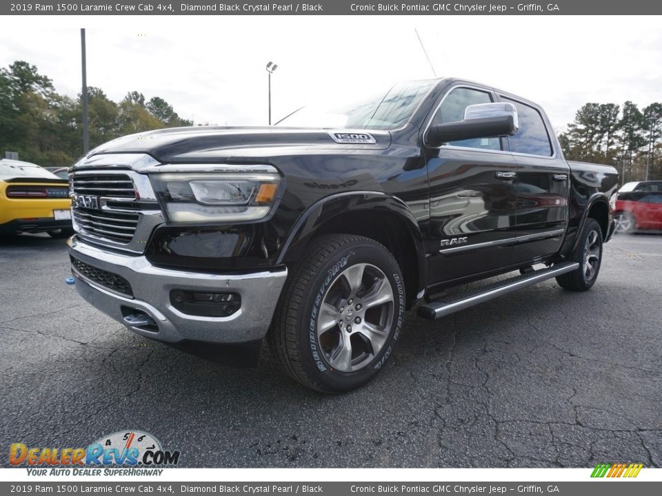 2019 Ram 1500 Laramie Crew Cab 4x4 Diamond Black Crystal Pearl / Black Photo #3